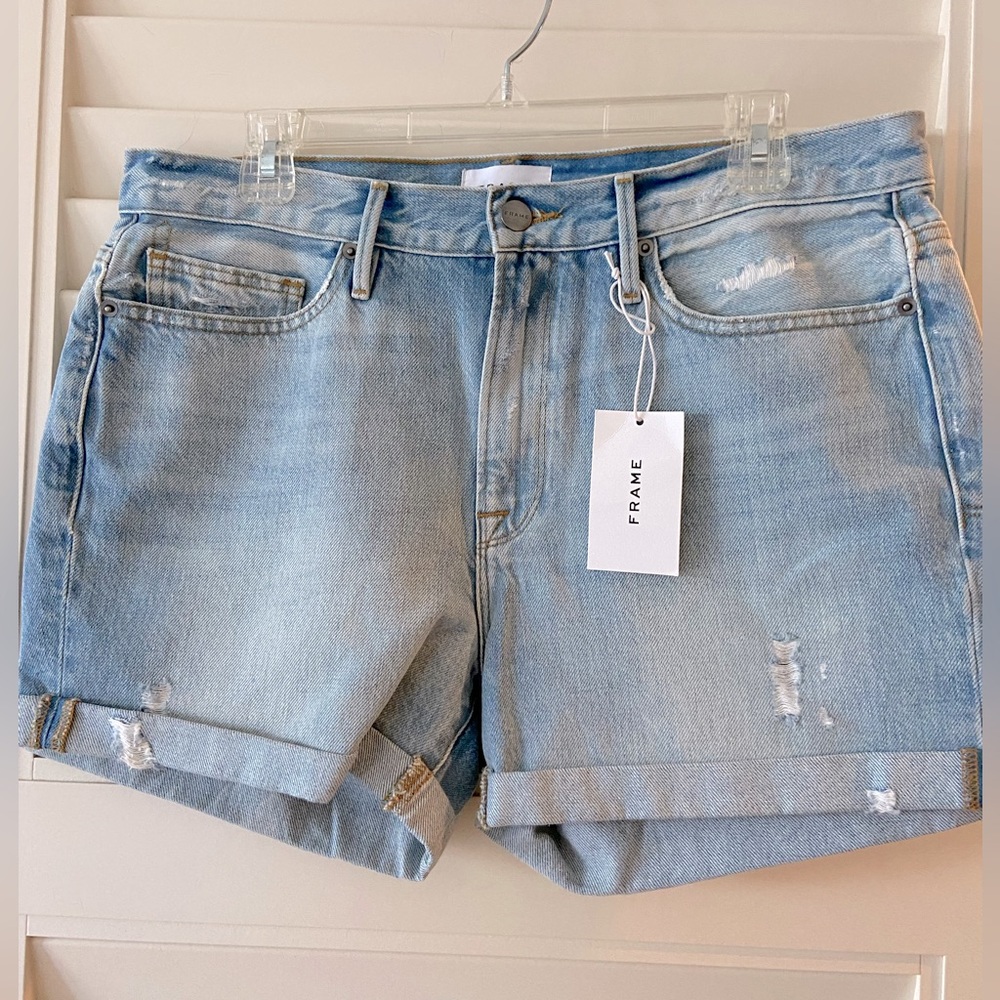 NWT FRAME Le Beau Denim Shorts Size 28